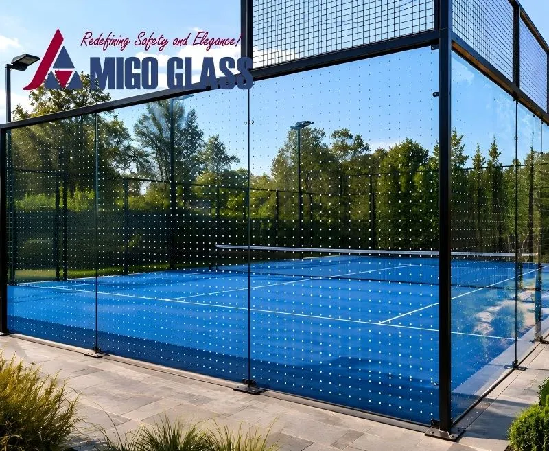 Ptačí-přátelské sklenice Padel Court