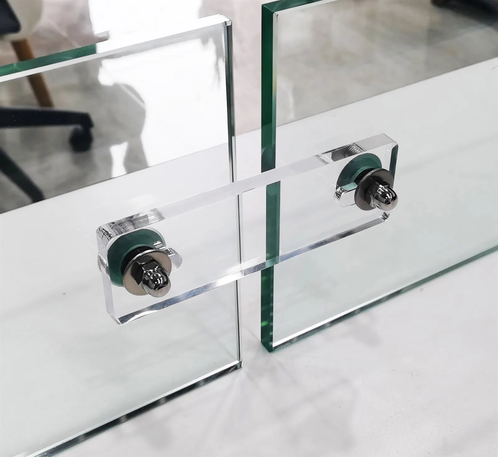 Acrylic Padel Glass Connector Acrylic Padel Glass Connector
